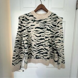 H&M Cream and Black Patterned Sweater